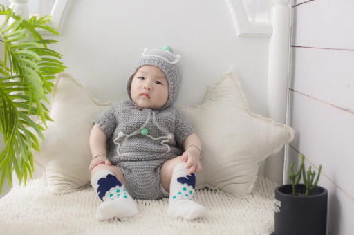 涉县宝宝揉眼睛是怎么回事